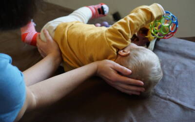 Neues Therapieangebot bei Thera-Torso: Craniosacral Therapie für Babys