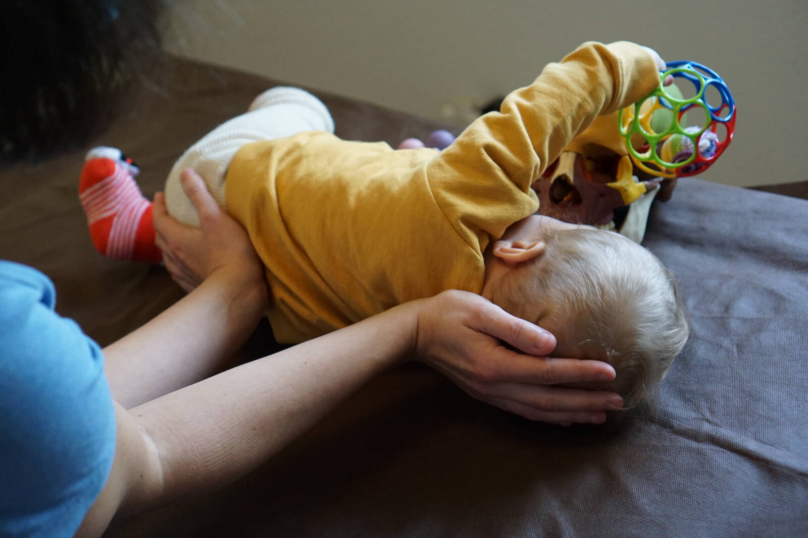 Neues Therapieangebot bei Thera-Torso: Craniosacrale-Osteopathie Kinder/Babys